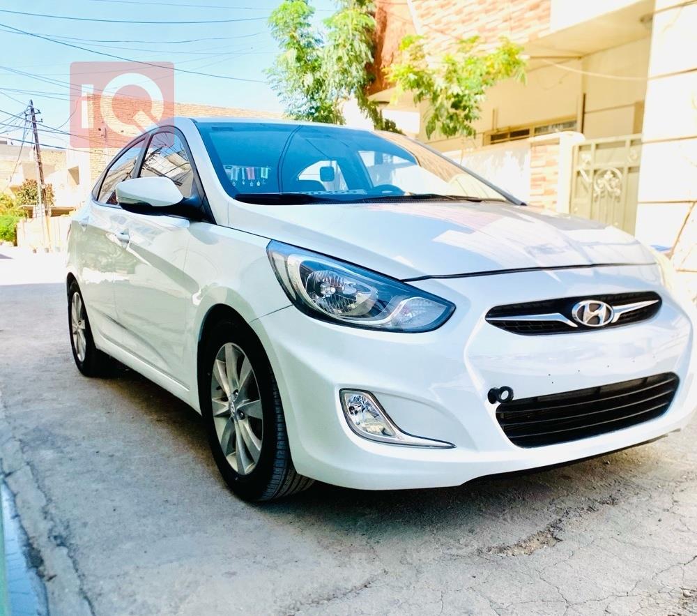 هیوندای ئەکسنت